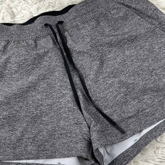 Lululemon Spring Break Away Short *4-way Stretch 3" Heather Lux Multi Black - Picture 2 of 5